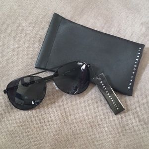 Quay Australia Vivienne 126 sunglasses